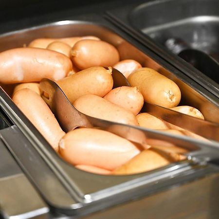 나디야 호텔 이바노프란키우스크 외부 사진